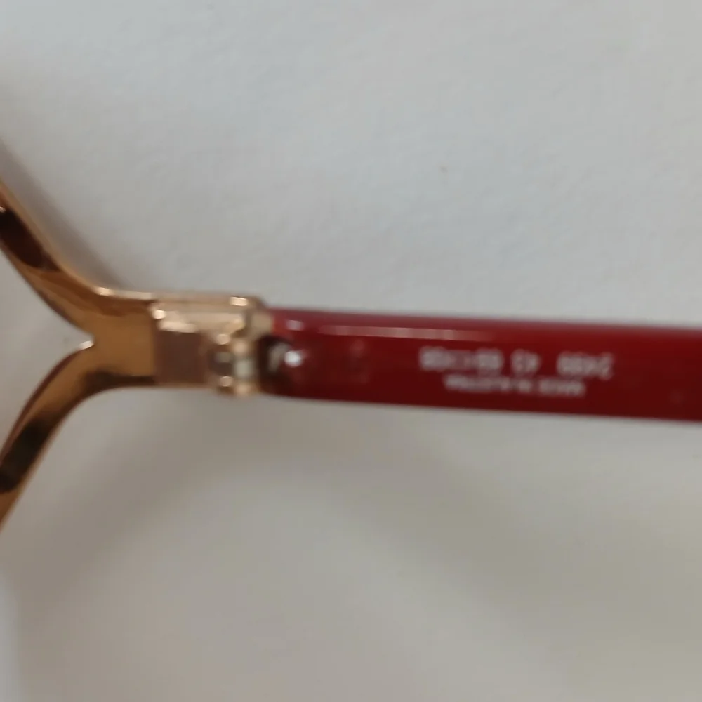 Vintage Dior Sunglasses with Gold Frame and Brown Lenses - Picture 4 of 7
